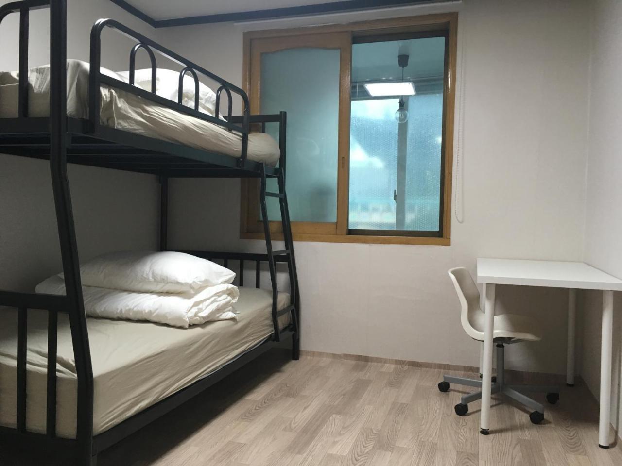 Busan Backpackers Oda fotoğraf